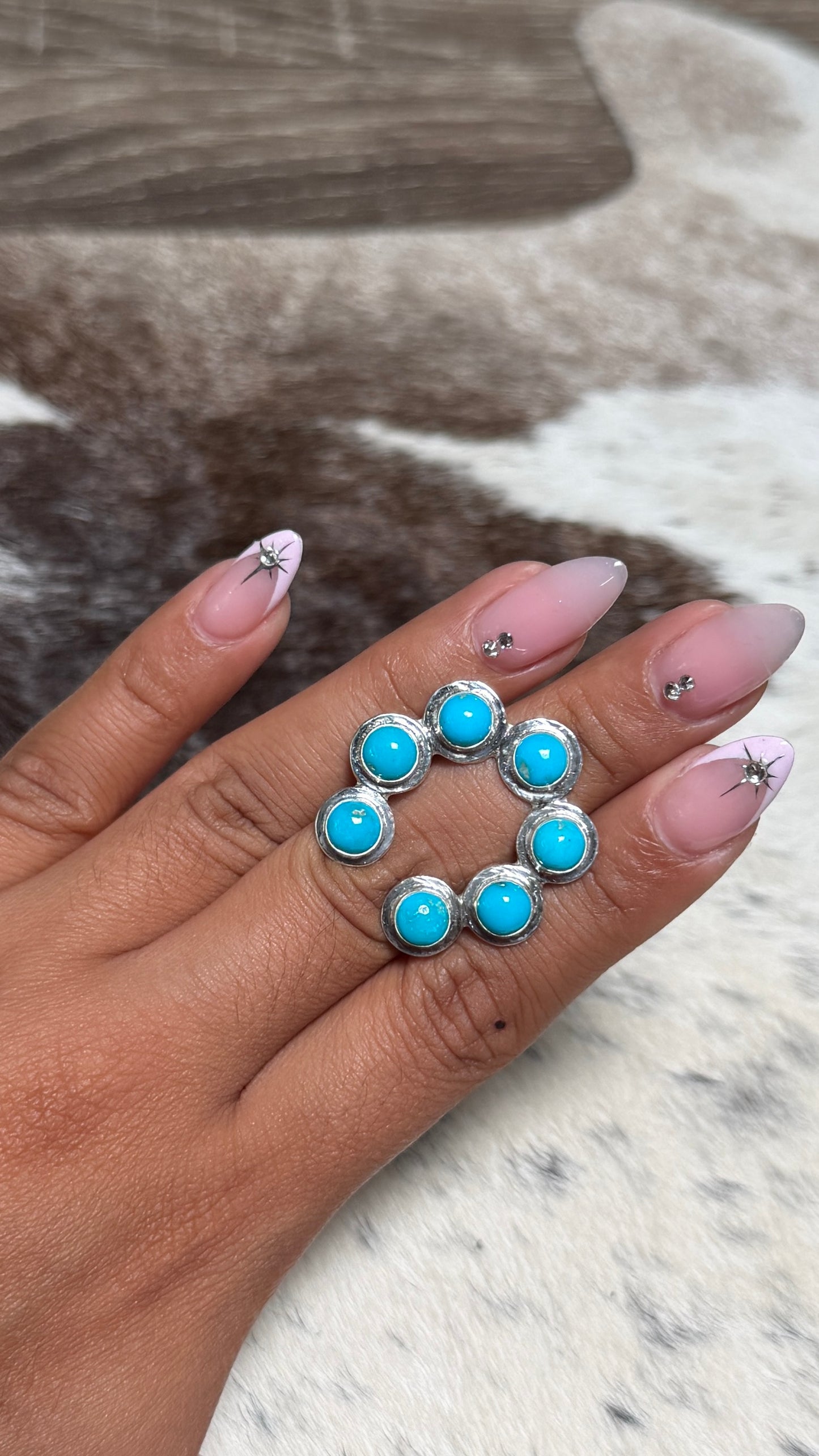 TQ Naja ring
