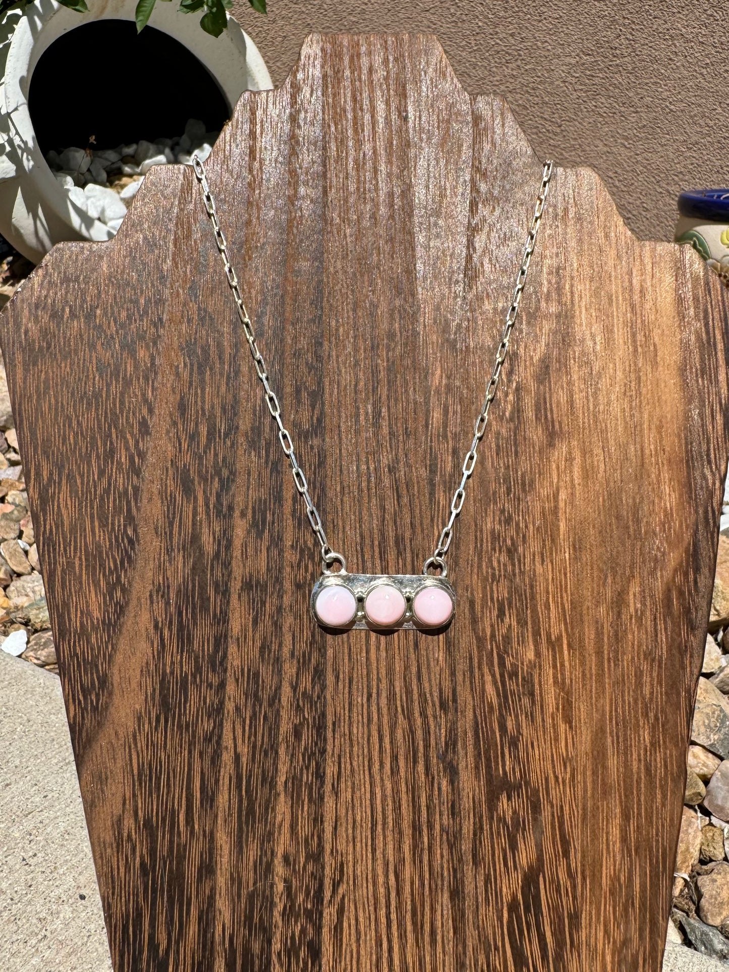 Pink Conch bar necklace