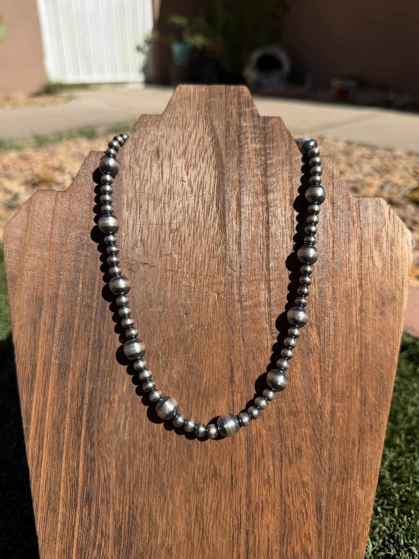 Chimney Butte handmade pearl necklace
