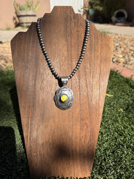 Chimney Butte Palomino pendant