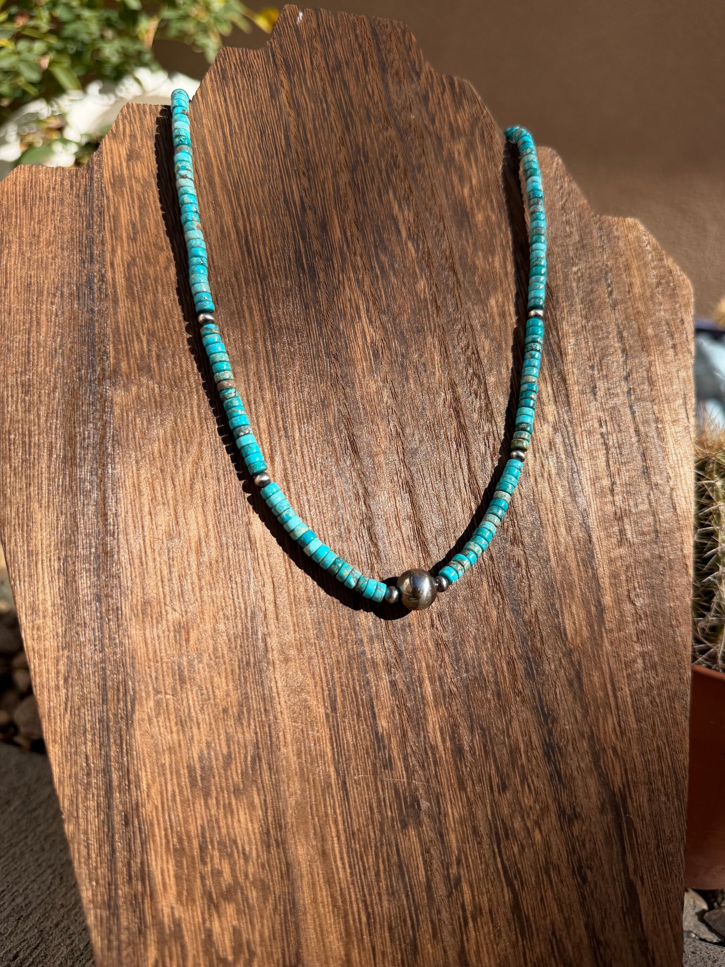 Heishi TQ necklace with pearls