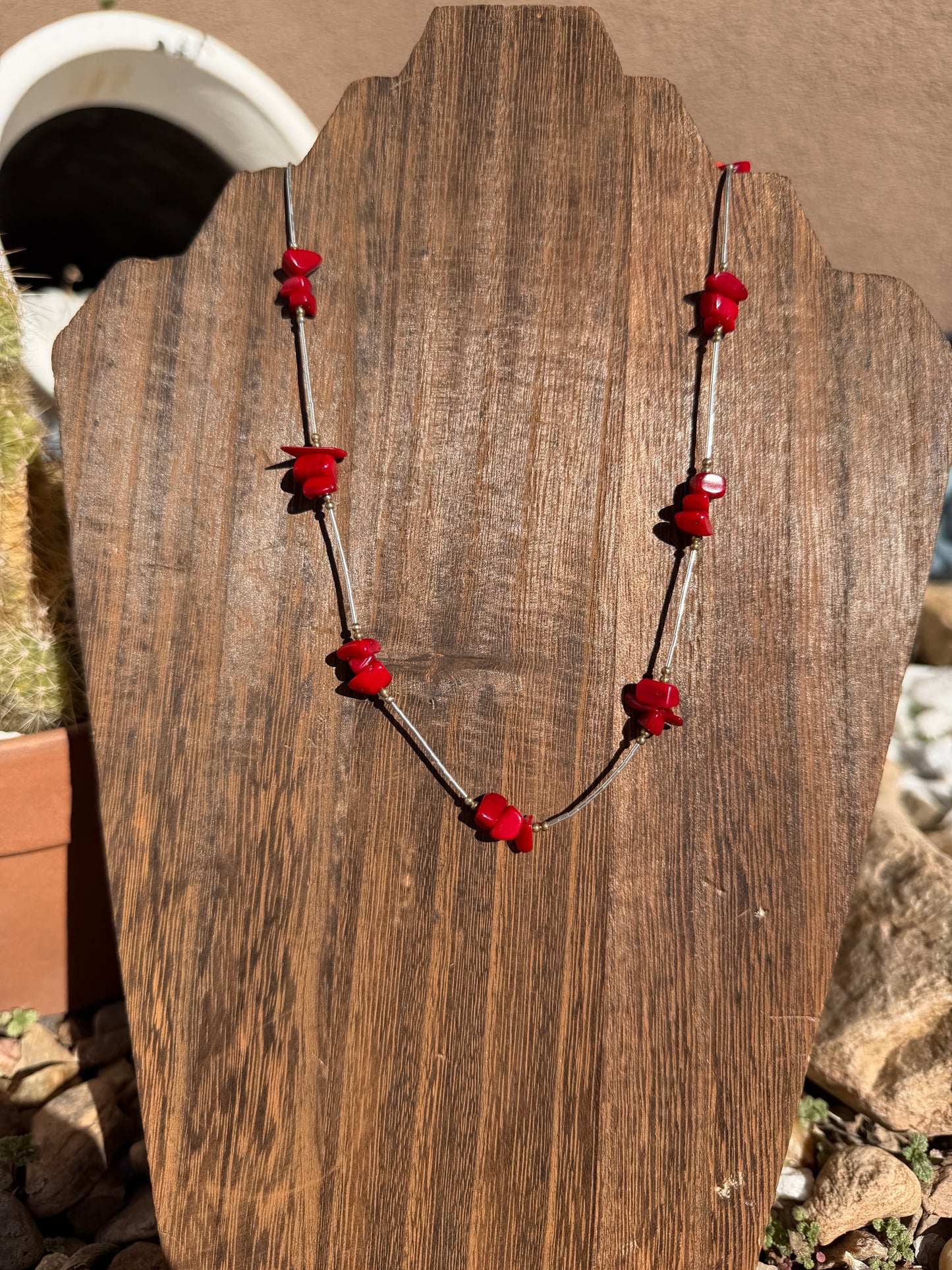 Liquid silver & coral chips