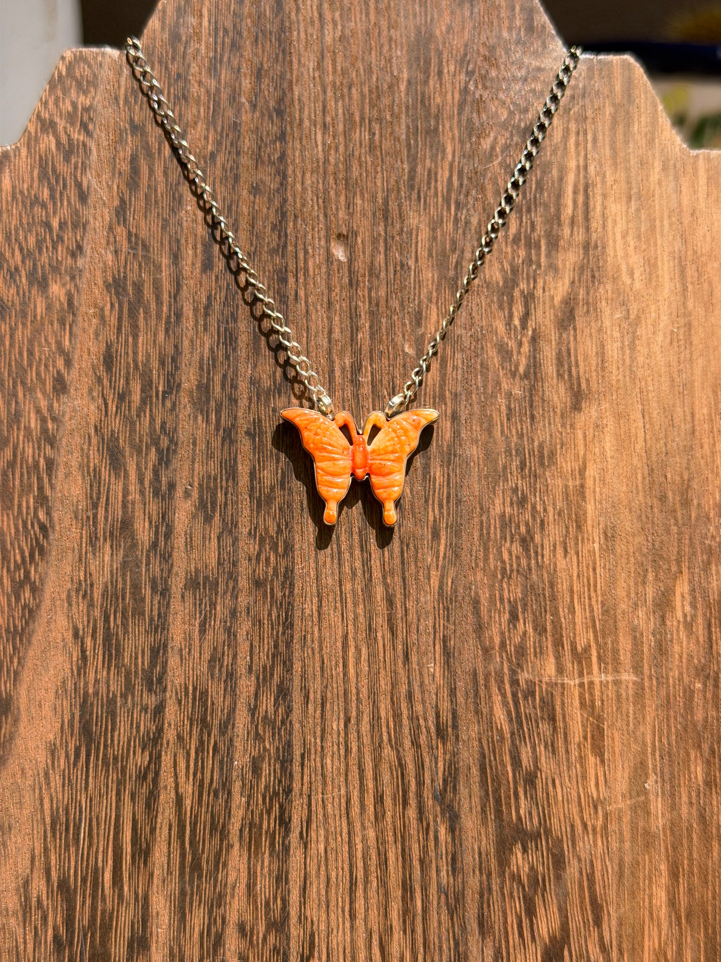 Orange Spiny Butterfly Bar