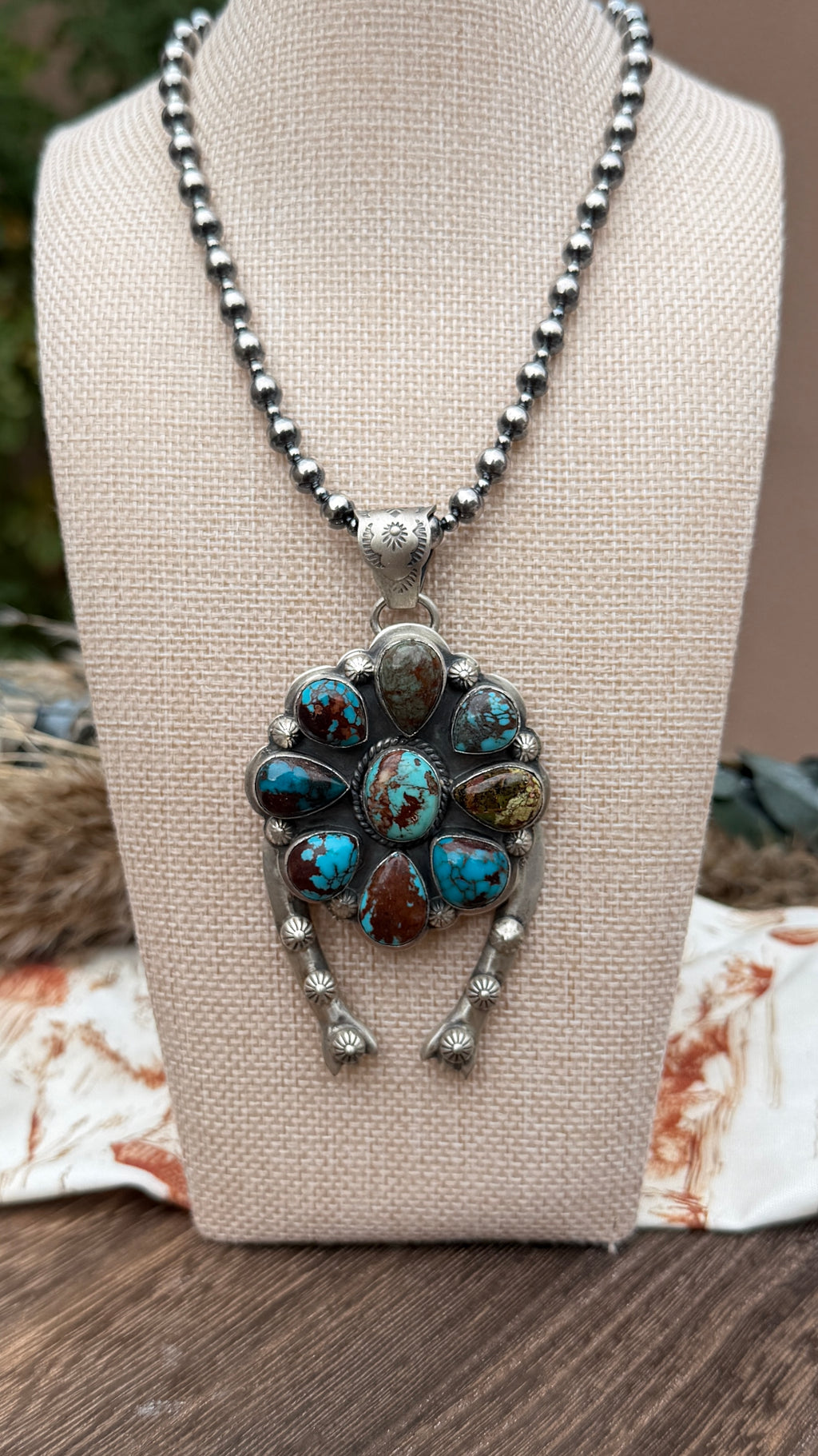 Prince cluster pendant