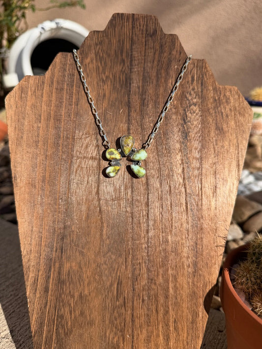 Palomino girl naja shaped necklace 18"