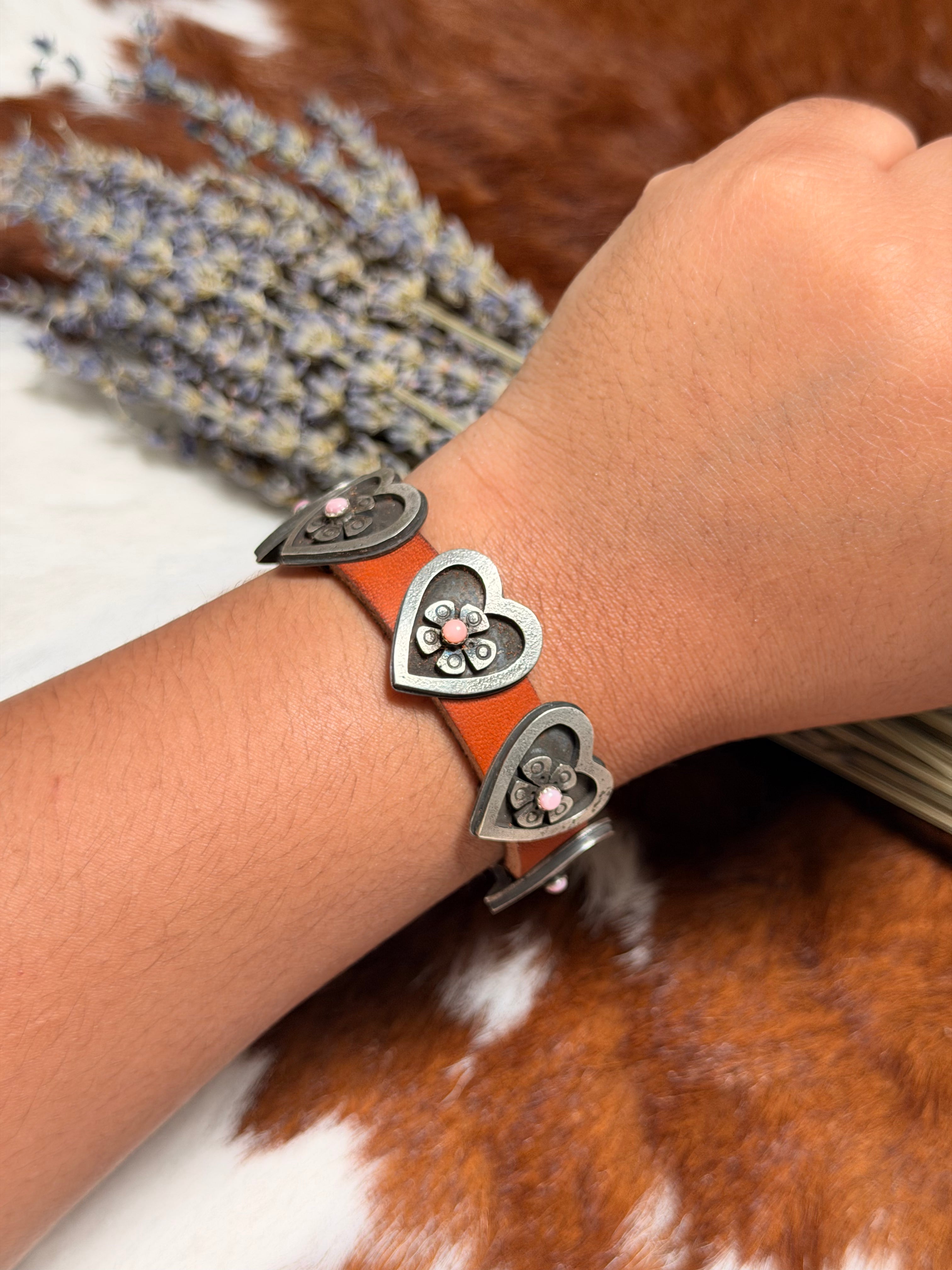 Alonzo John Pink Conch Heart Leather Bracelet