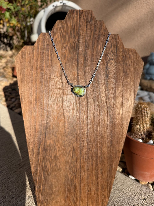 Palomino girl mini bar necklace