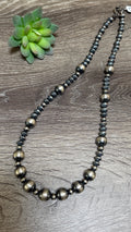 Chimney Butte handmade pearl necklace 24.5"