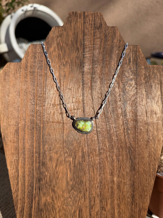 Palomino girl mini bar necklace