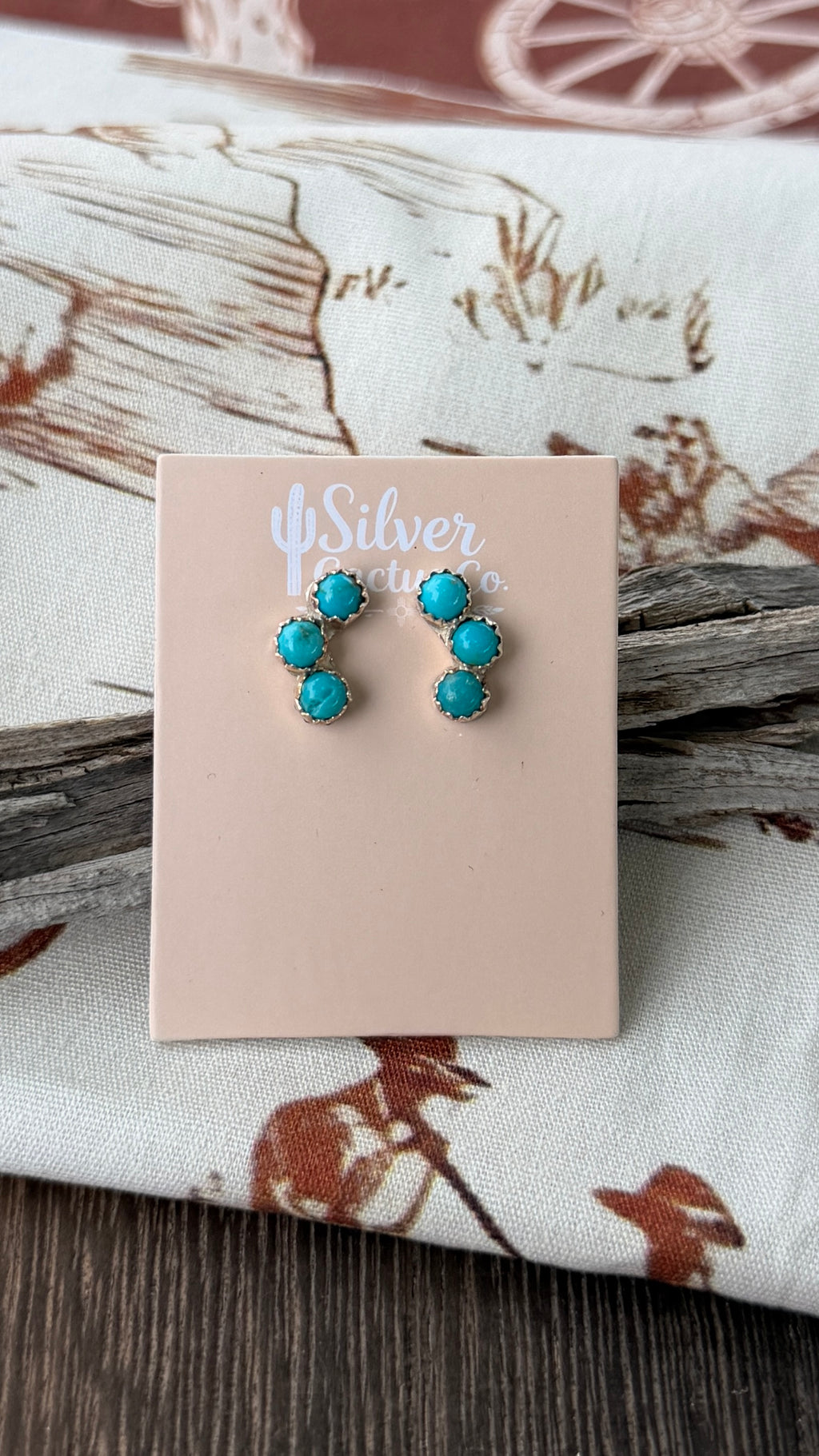 Janice Spencer Kingman crawler studs