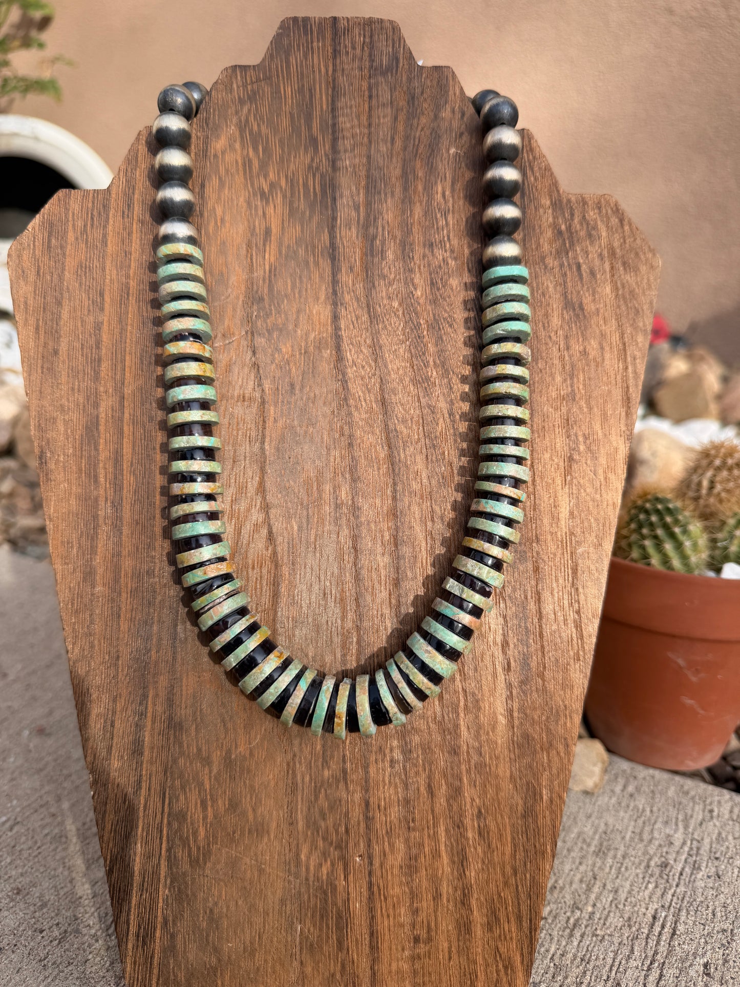 Chimney Butte Turquoise & Pearls 21.5"