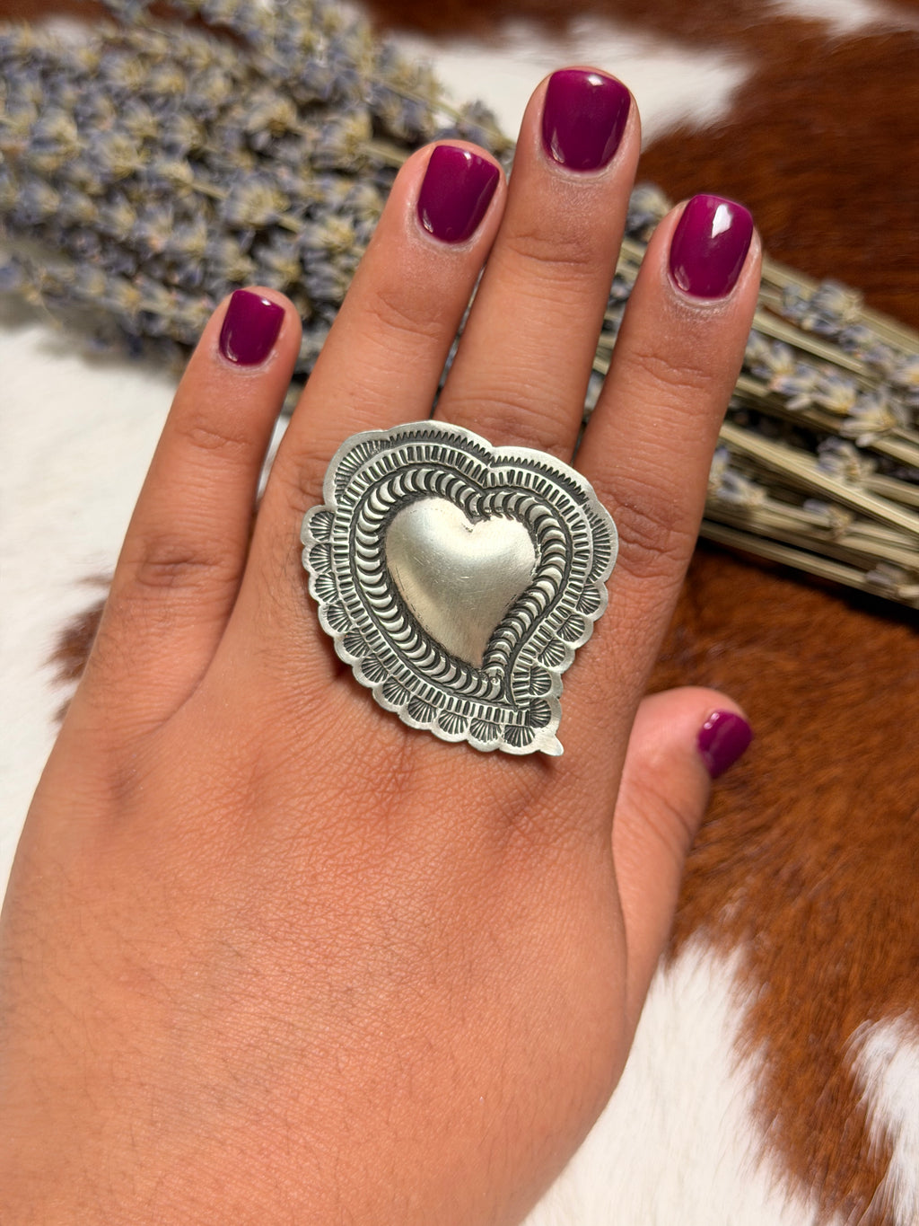 Leander Tahe Silver Heart Ring