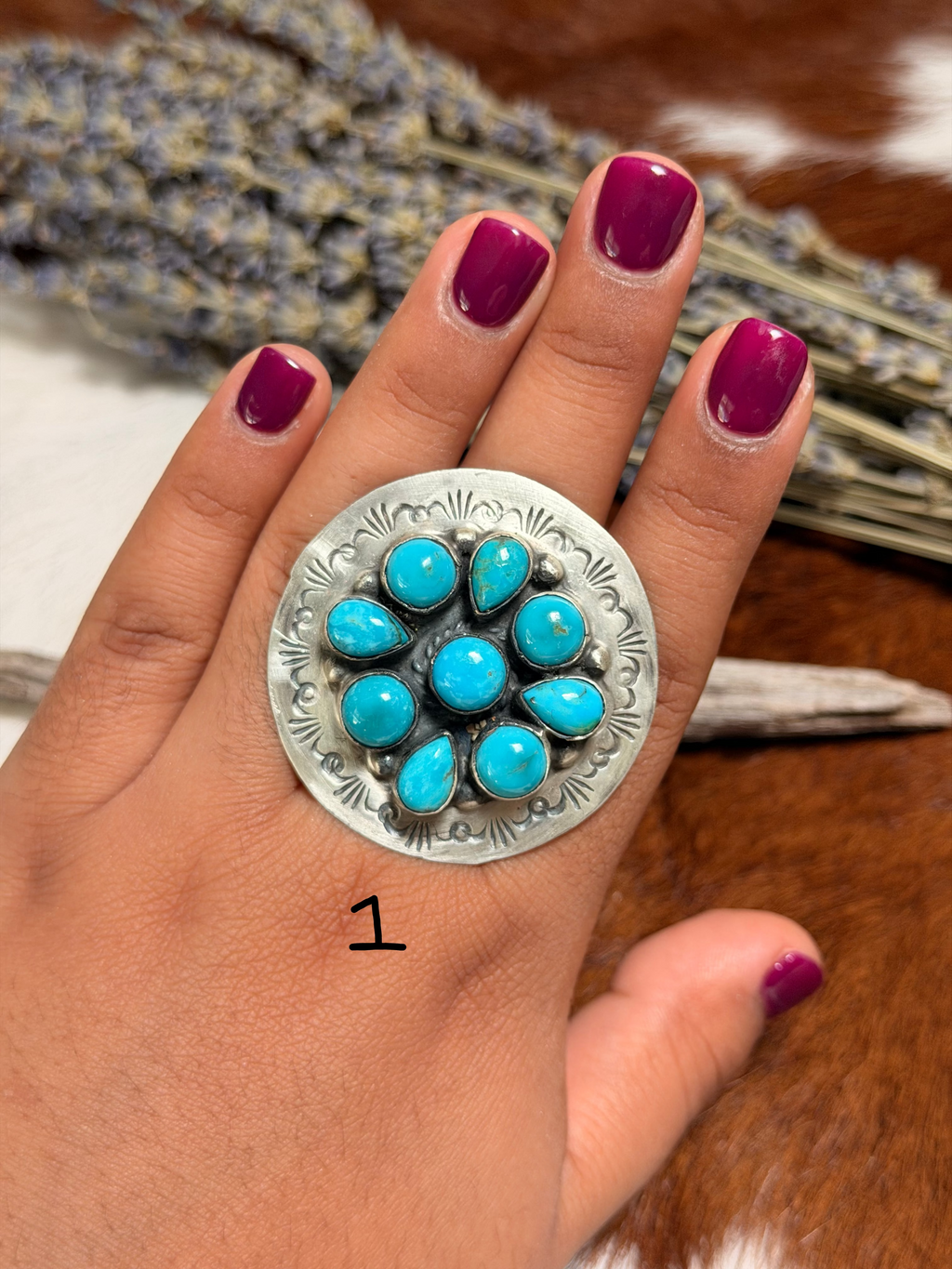 Kee J. Kingman Cluster rings