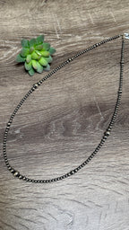 Graduated Pearl necklace 28"