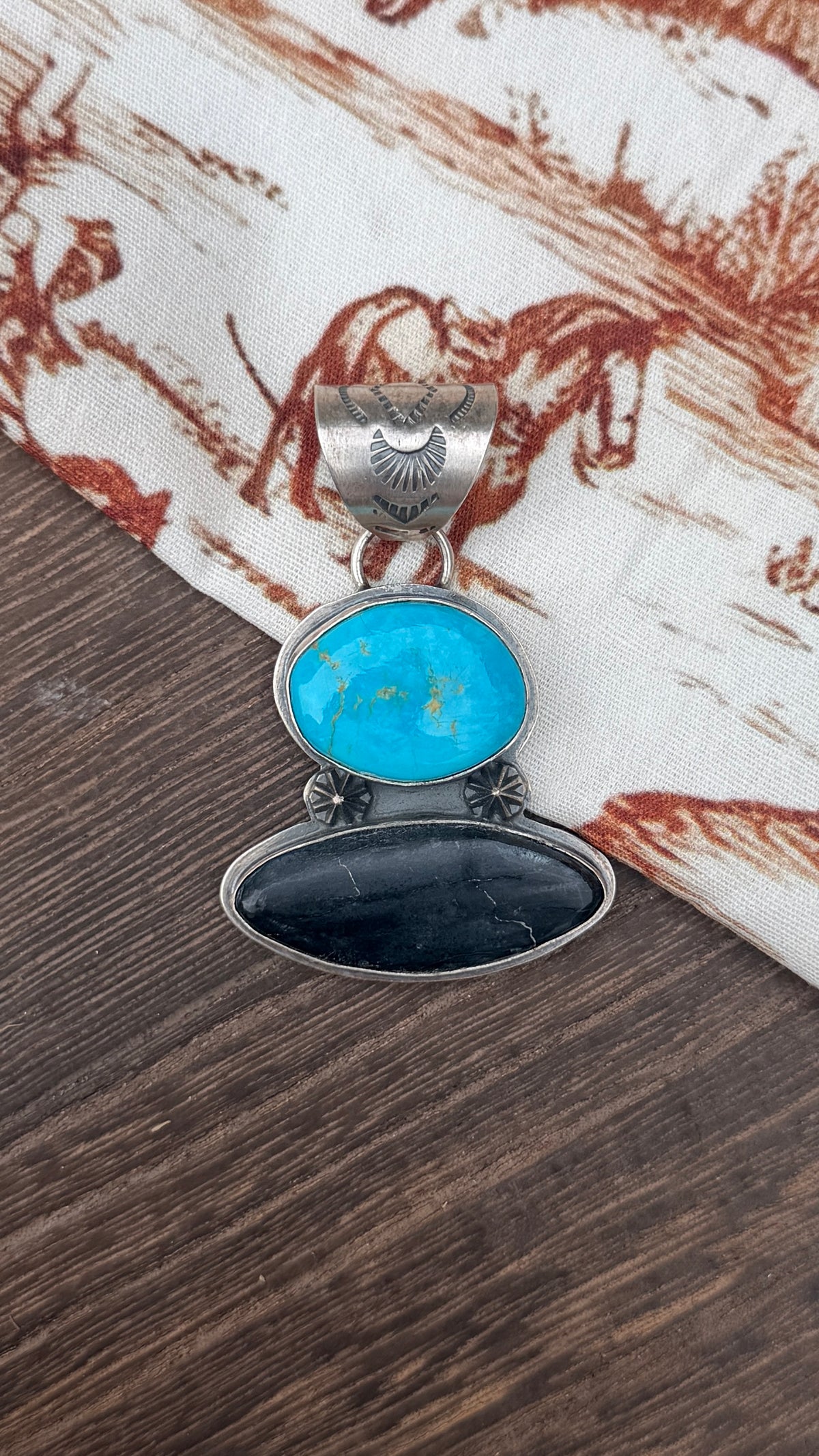 Calvin Delgarito TQ & White buffalo pendant