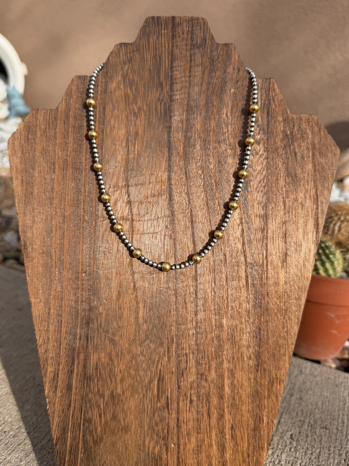 Pearls & Gold 16" 3mm