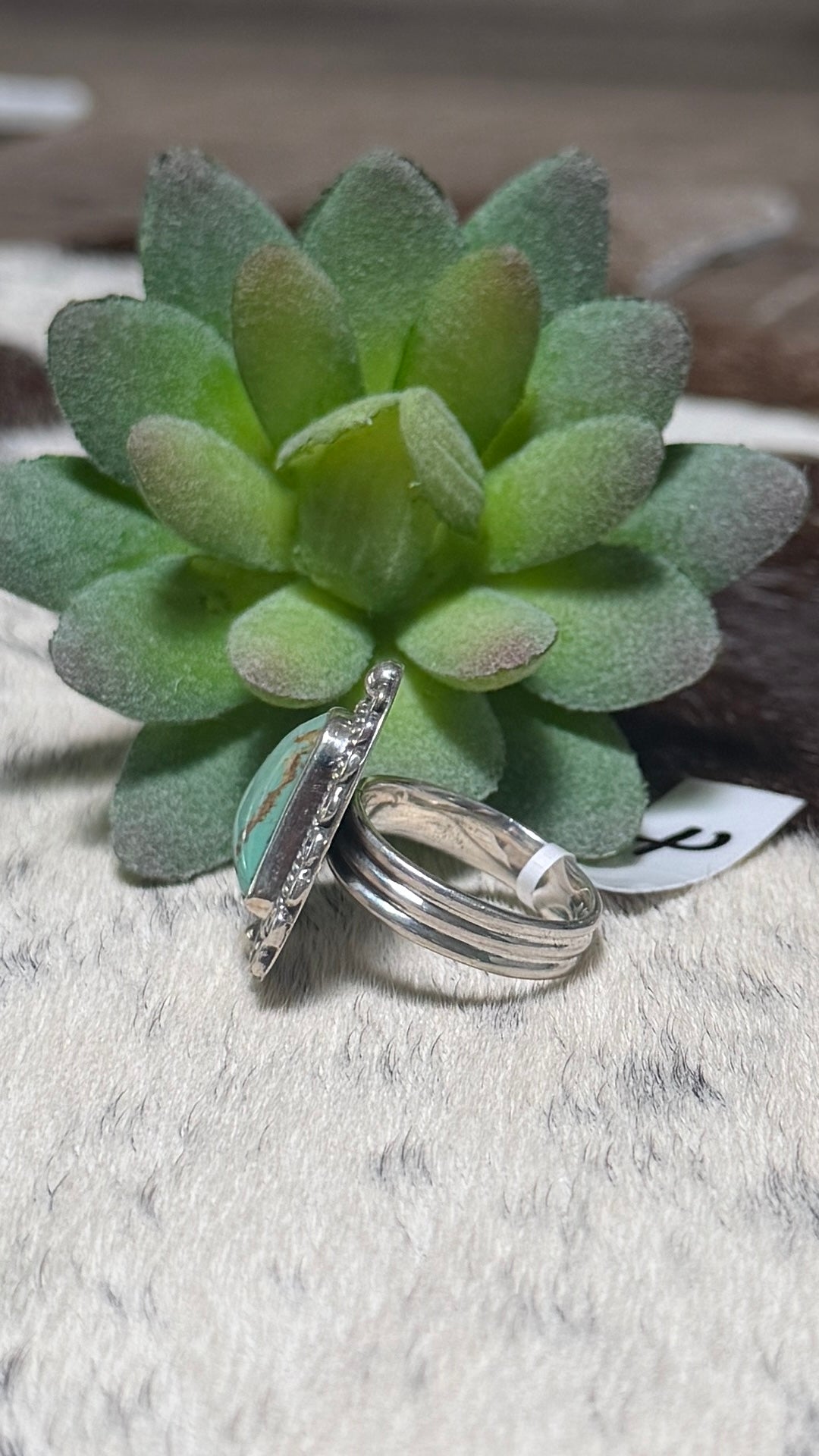 Emerald valley Ring, Size 7