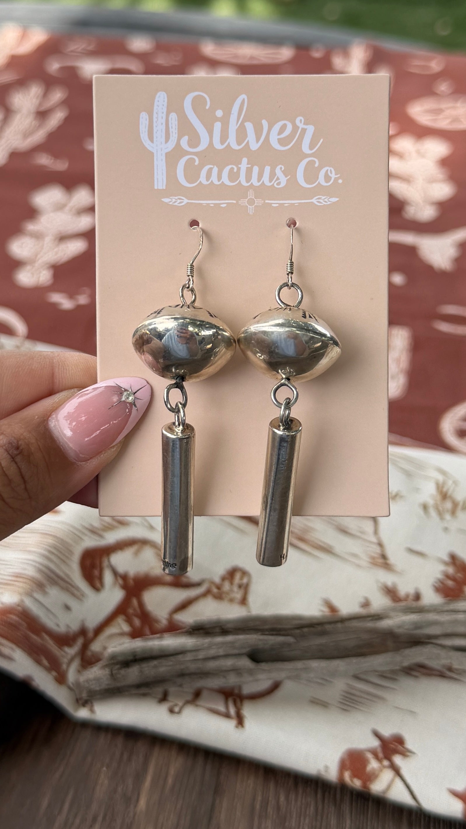 Harold Joe saucer & barrel dangles