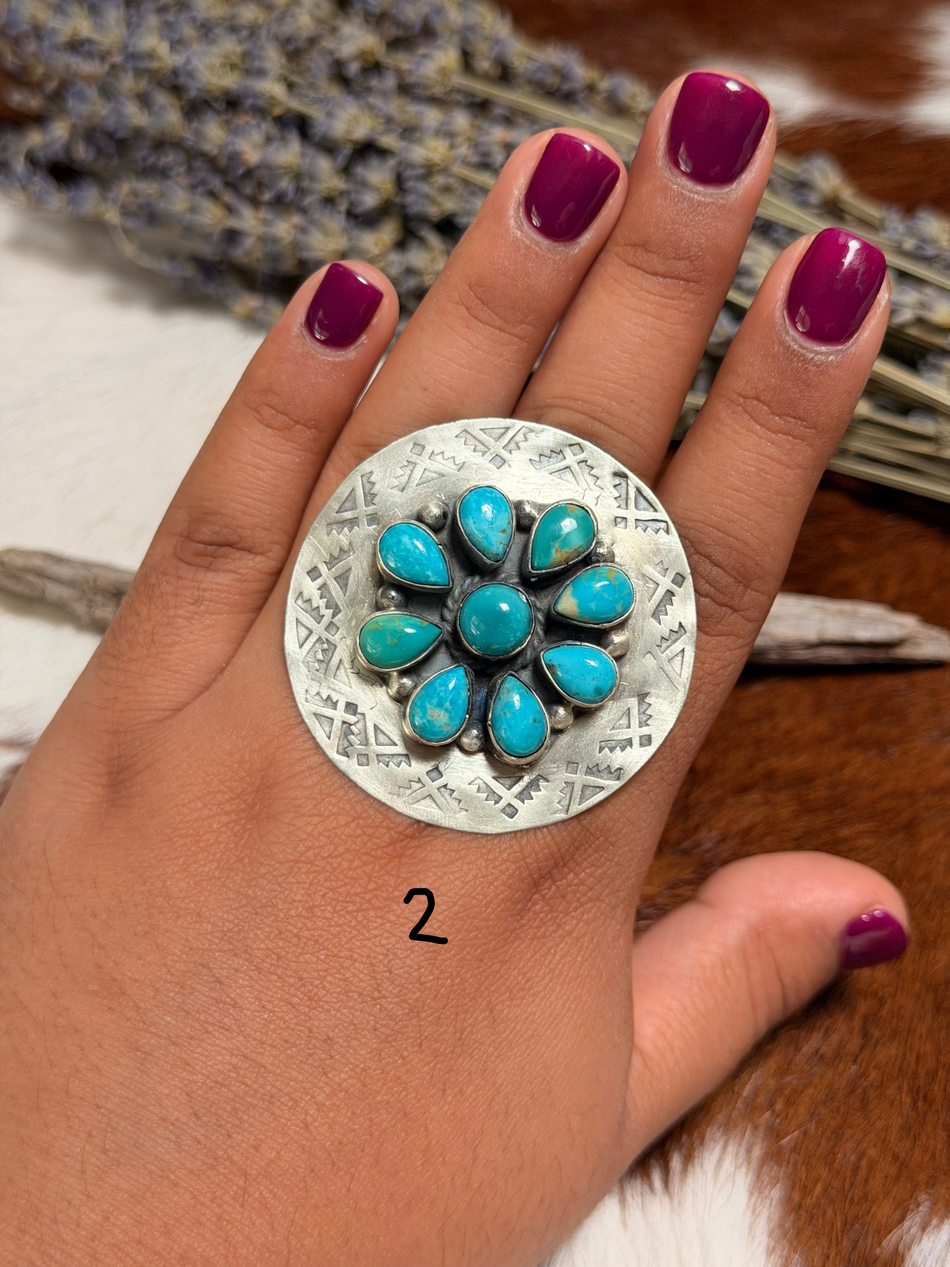 Kee J. Kingman Cluster rings