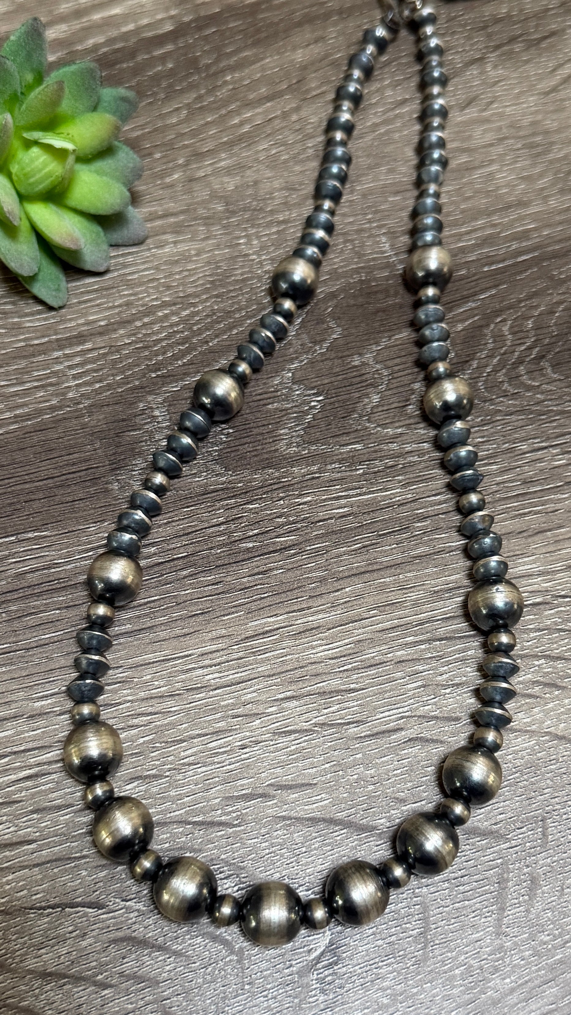 Chimney Butte handmade pearl necklace 24.5"