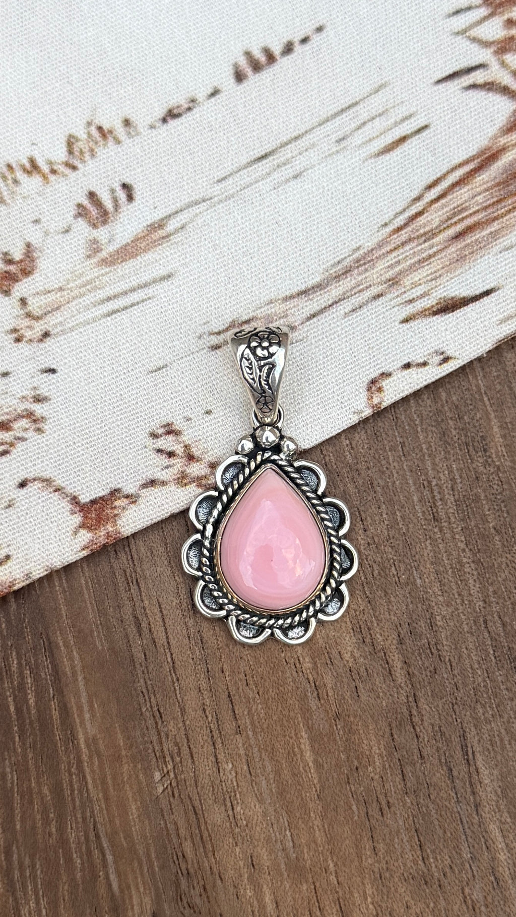 Pink Conch mini Pendant/ Charm