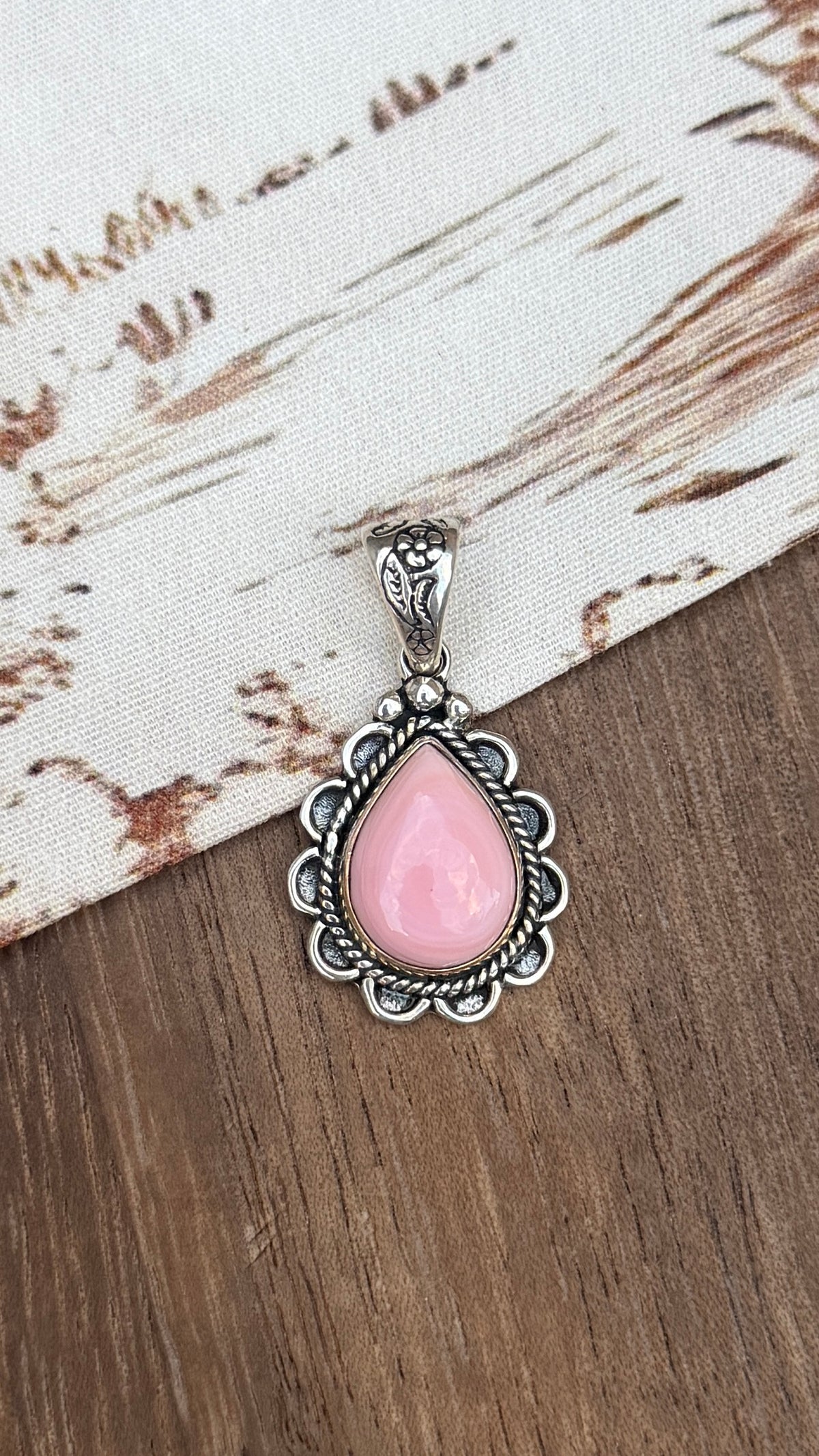 Pink Conch mini Pendant/ Charm