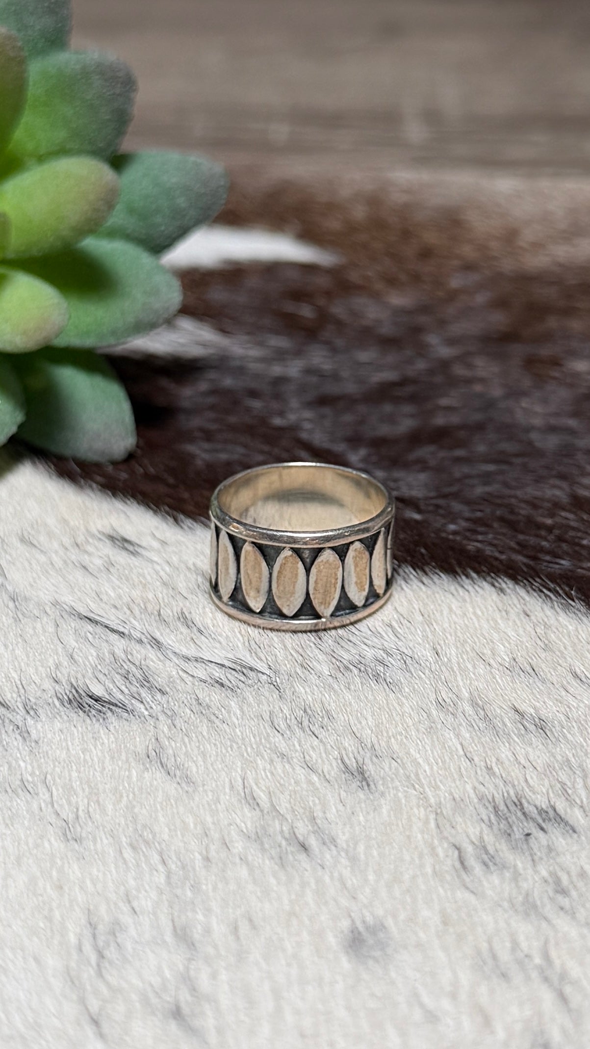 Silver band ring