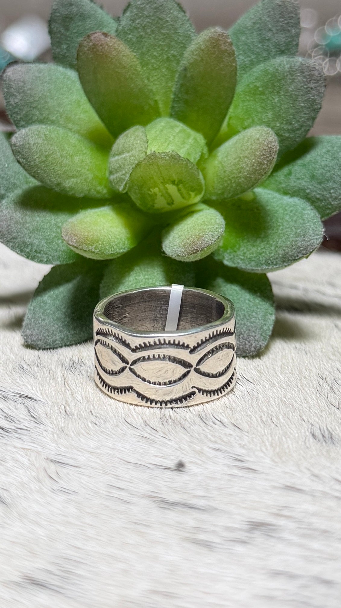 Juan Guerrero Cigar band ring size 5.5