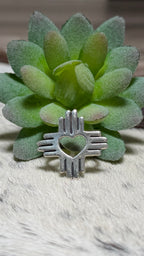 R Coriz Zia love ring