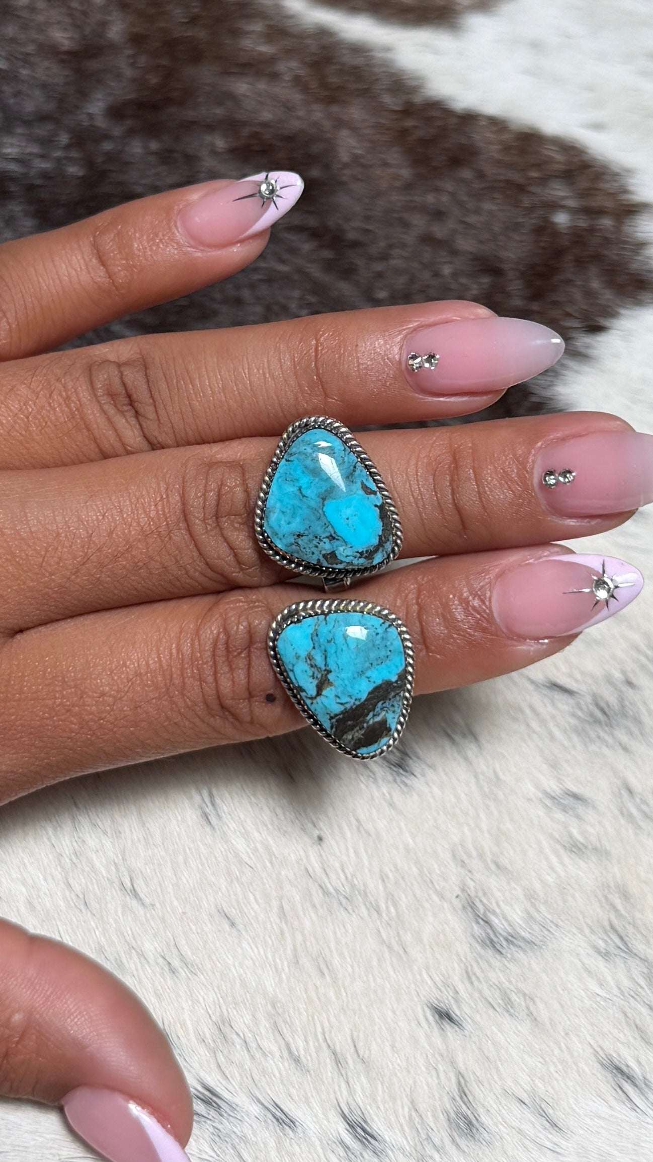 Bucky Belin double finger ring
