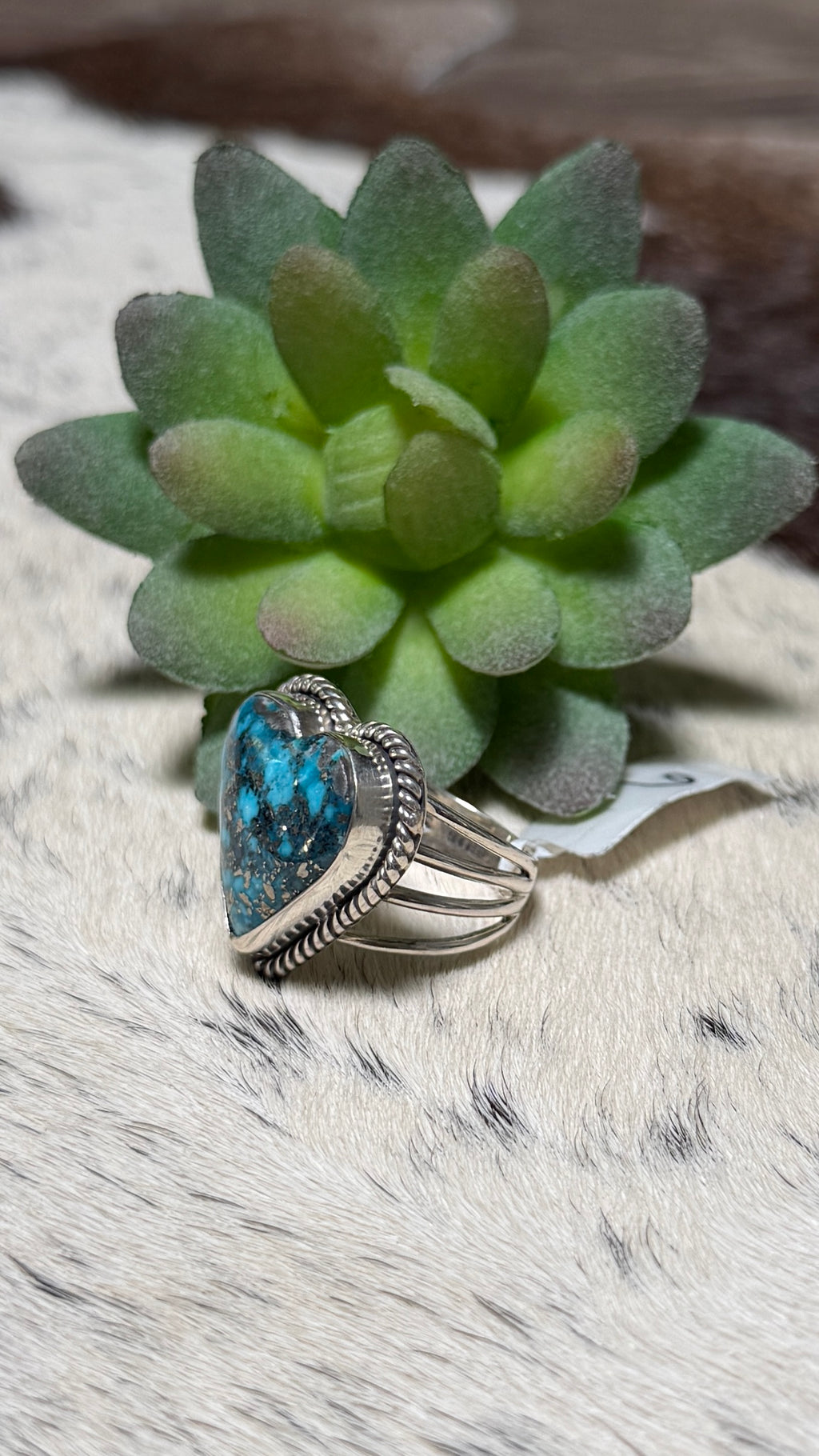 Morenci TQ heart ring size 6