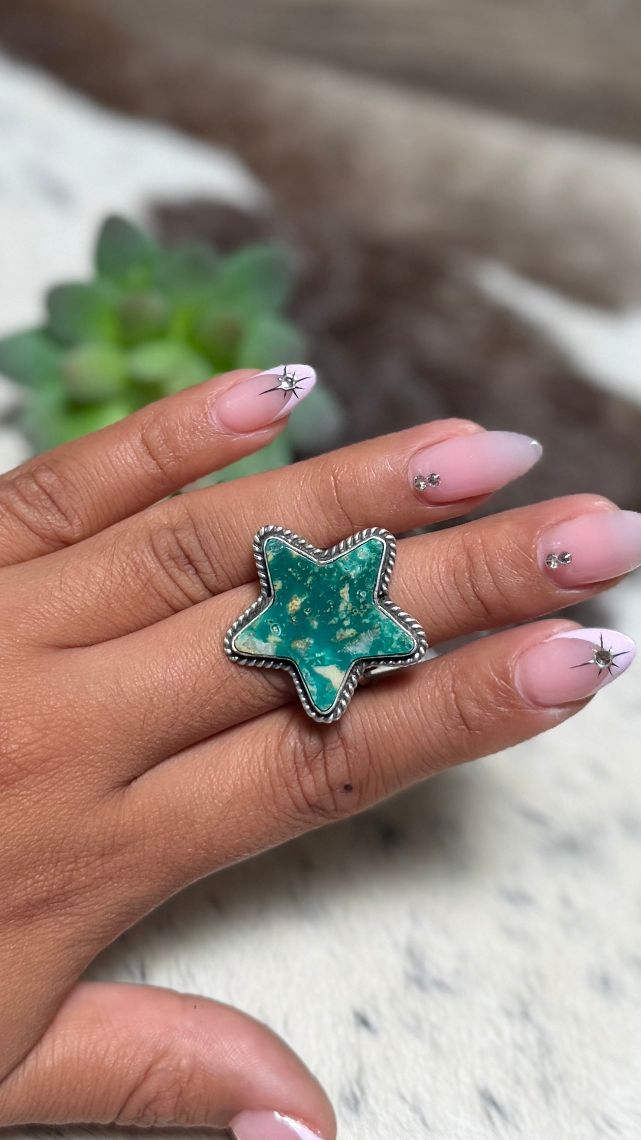 Native made TQ star ring size 6