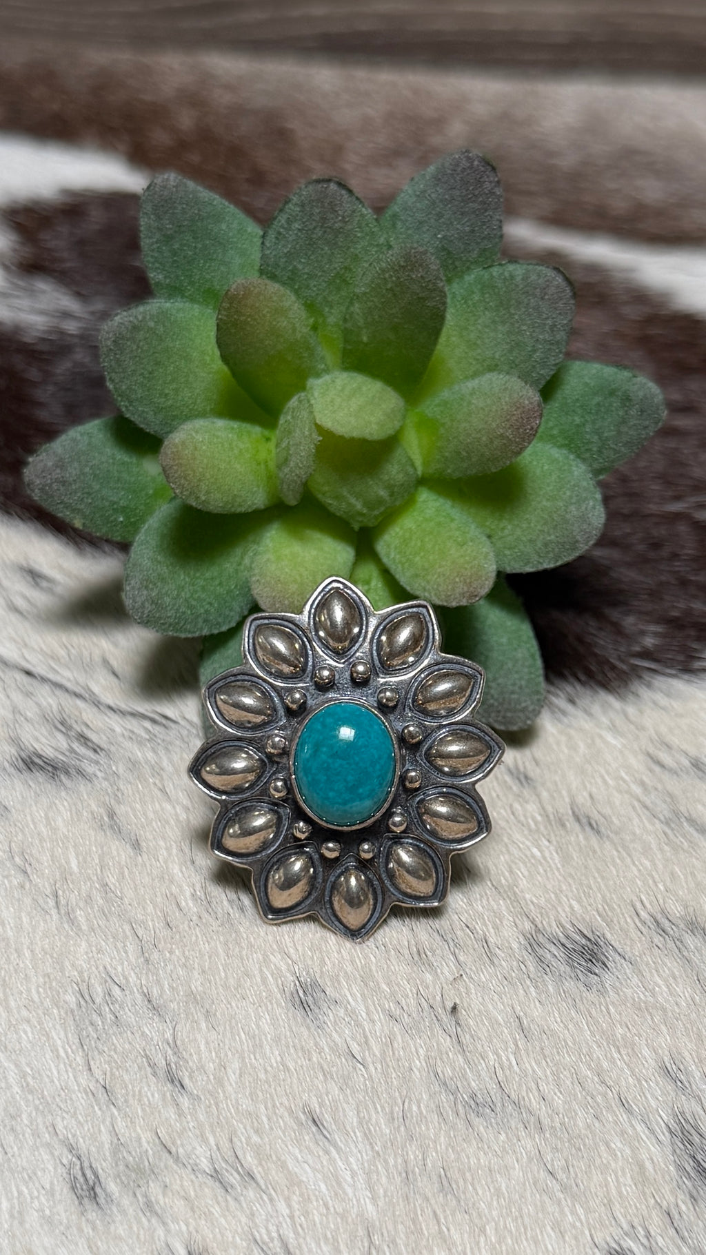 Jerald Francisco TQ sunflower ring size 6.5
