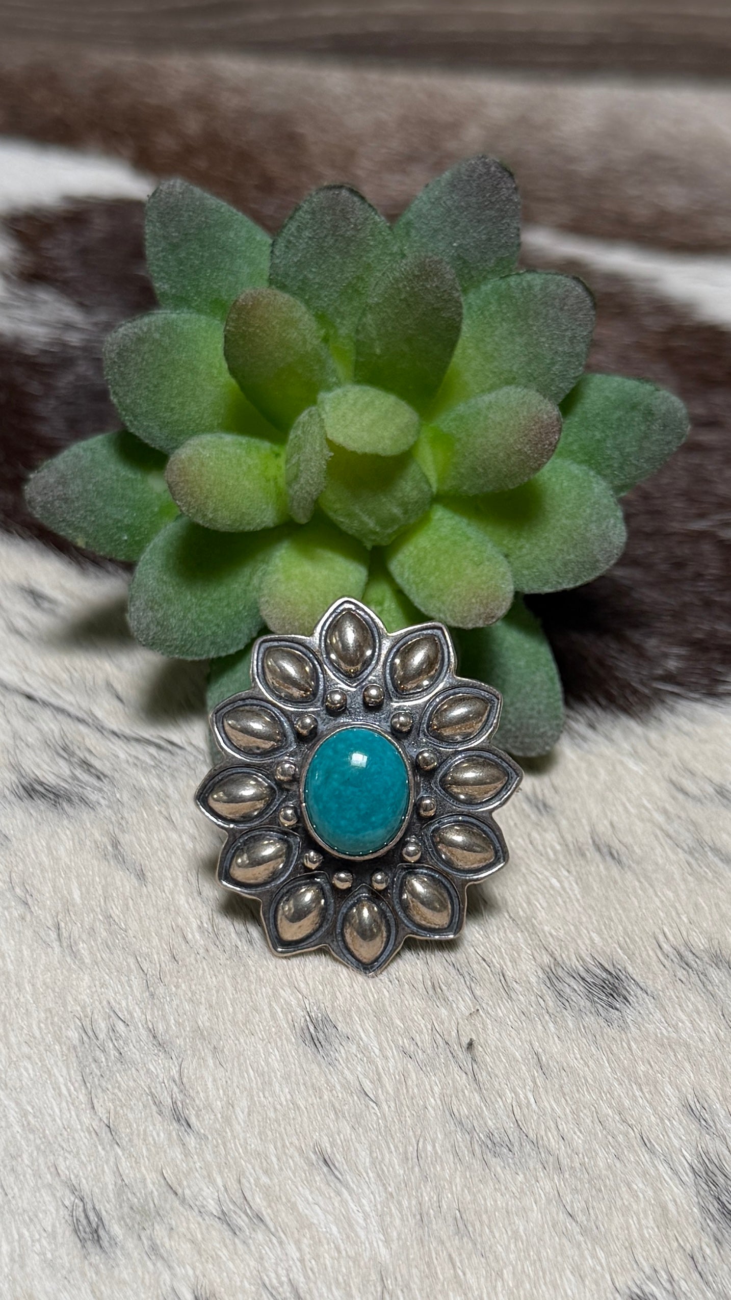 Jerald Francisco TQ sunflower ring size 6.5