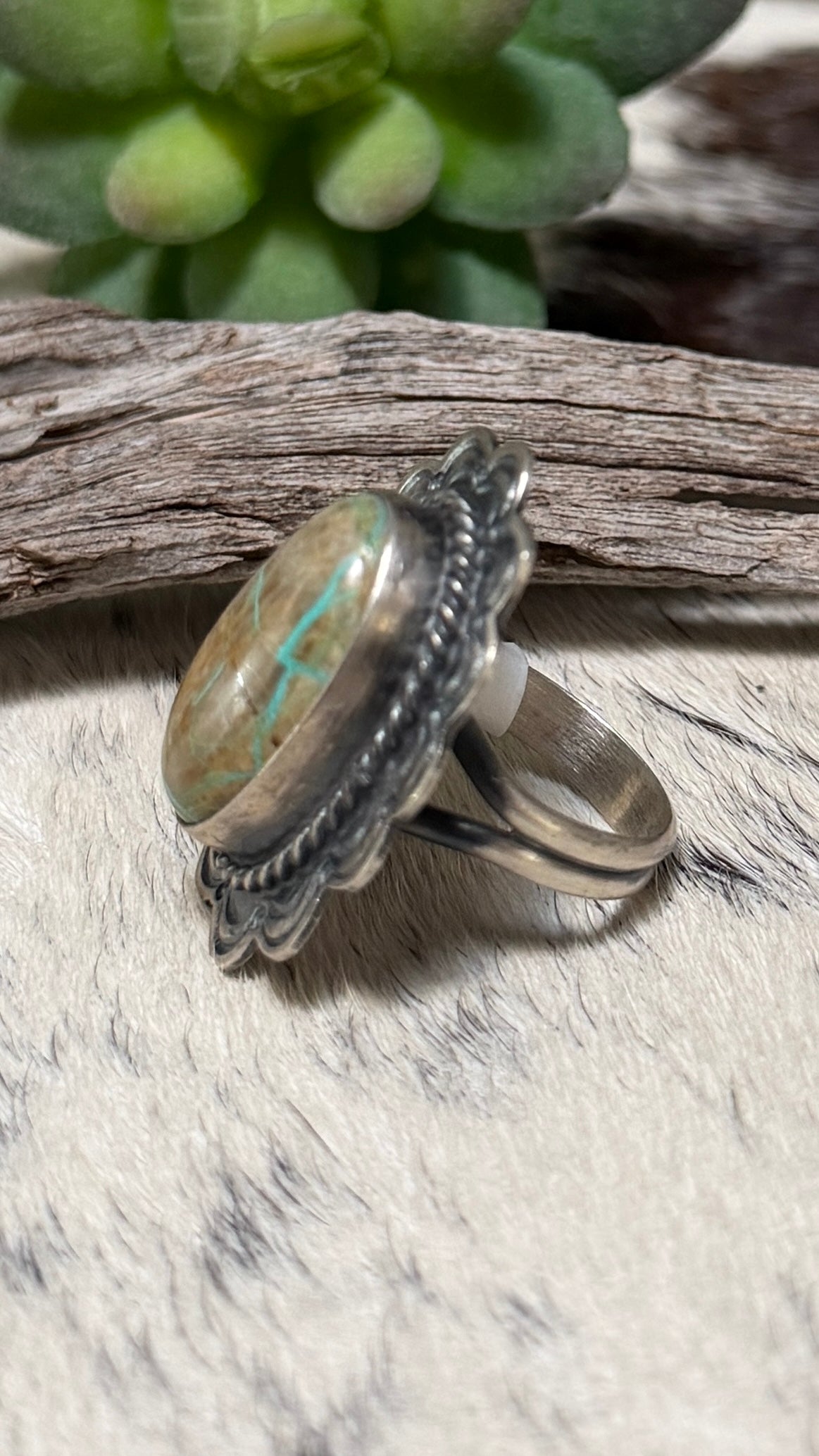 Native made Ribbon TQ ring size 8