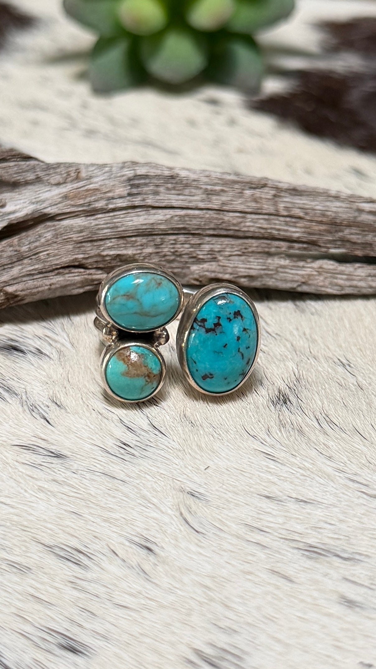 Turquoise 3 stone ring size 8
