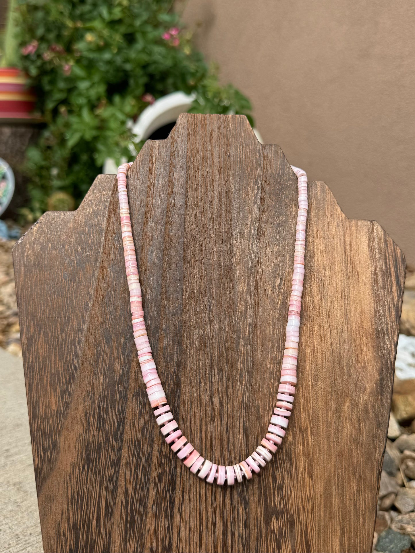 Graduated Pink Conch Heishi necklace