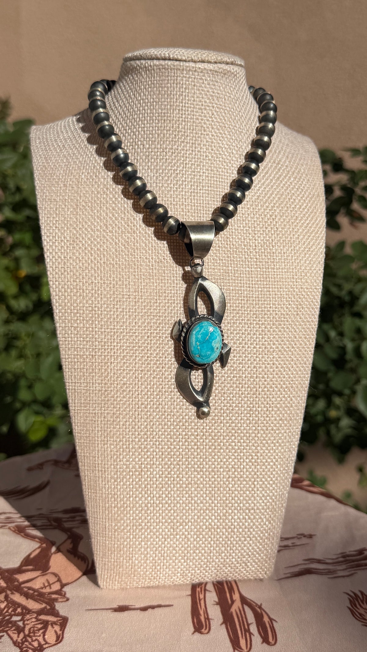 Chimney Butte Kingman pendant