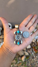 Chimney Butte Flower & Kingman pendant