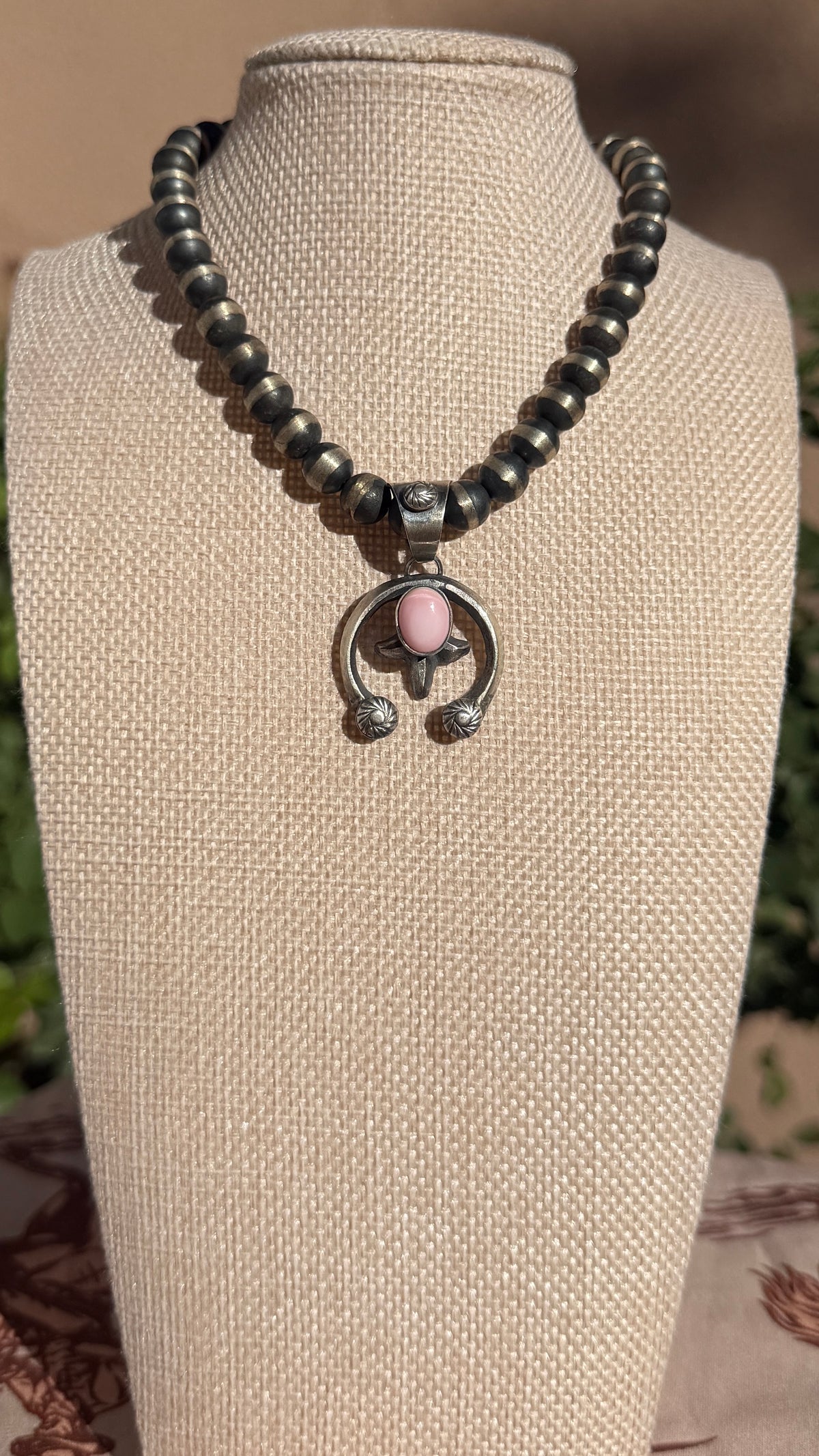 Chimney Butte Pink Conch Mini Najas