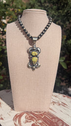 Chimney Butte Palomino pendant
