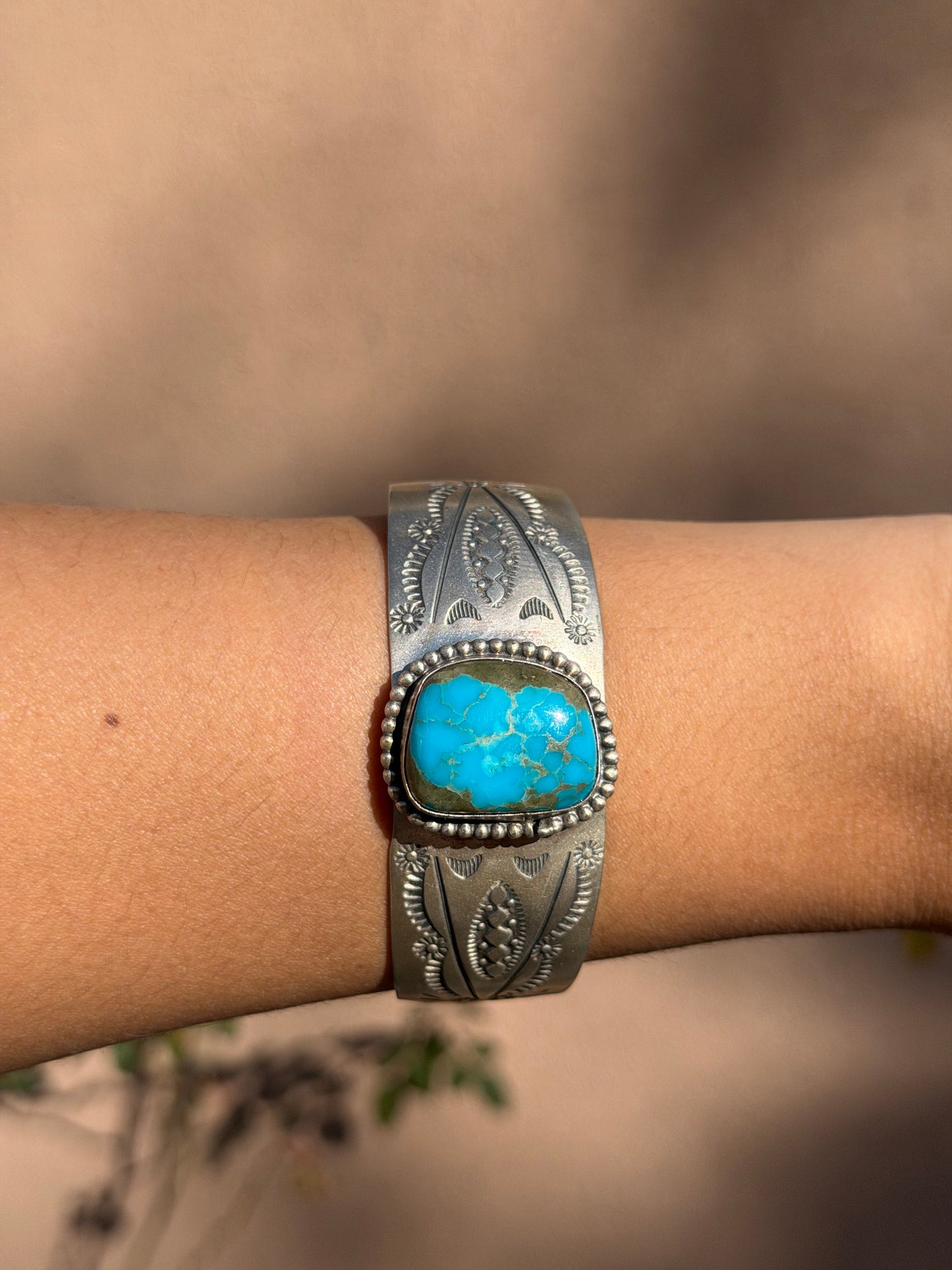 Delbert Sacatero Cuff
