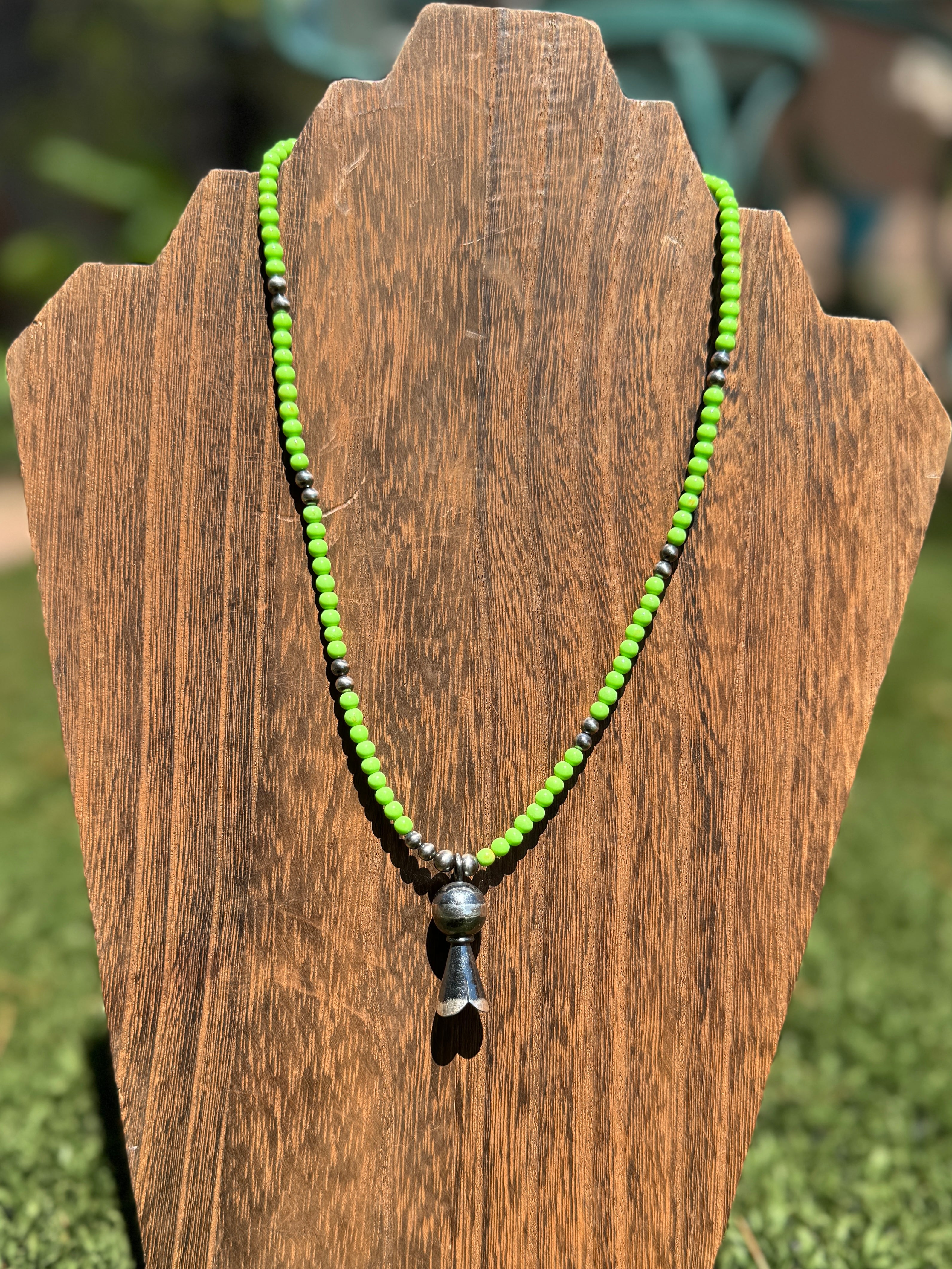 Gaspeite Necklace with Blossom