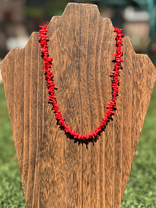 Red coral chip necklace
