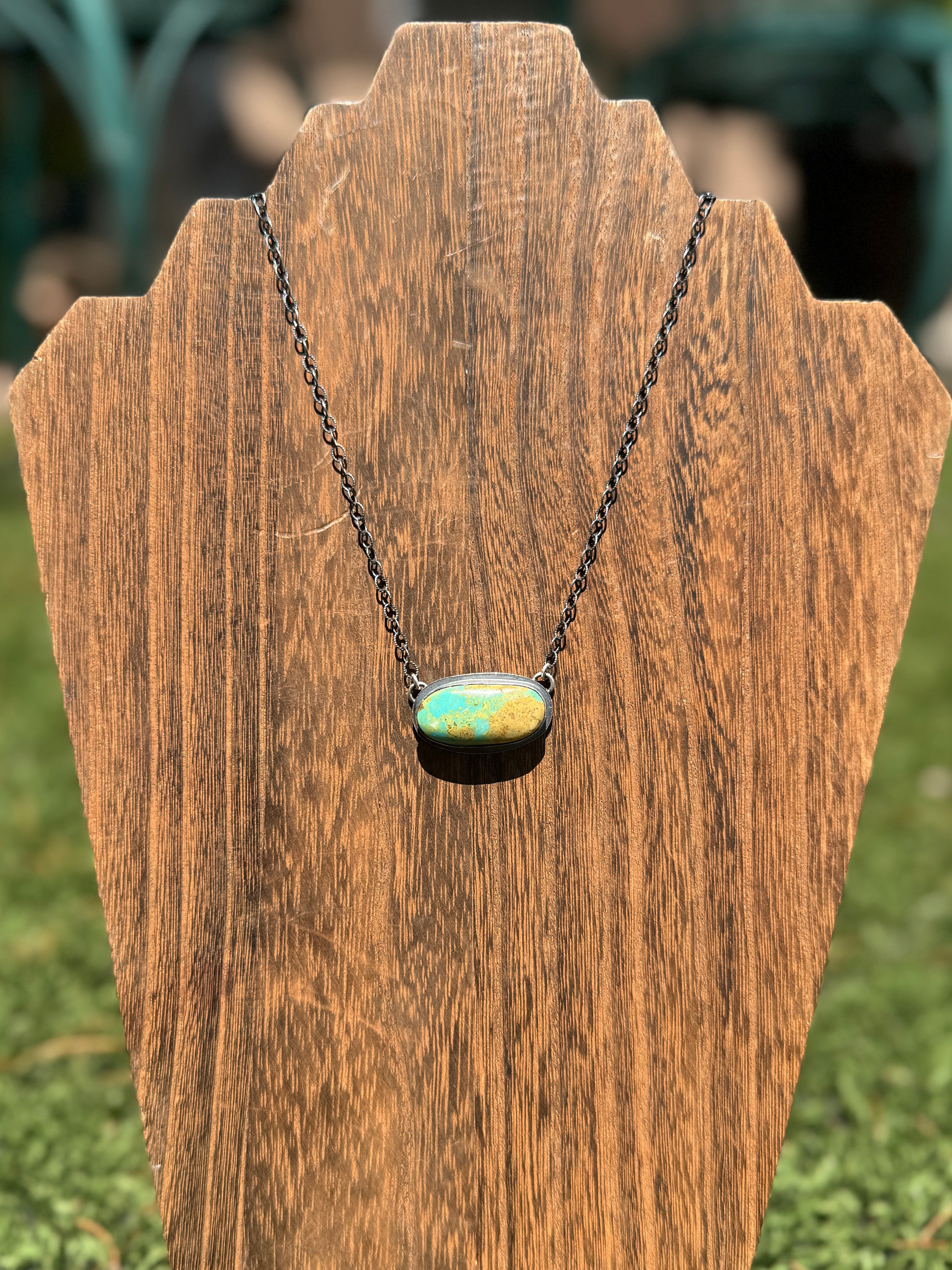 Roystone Bar Necklace