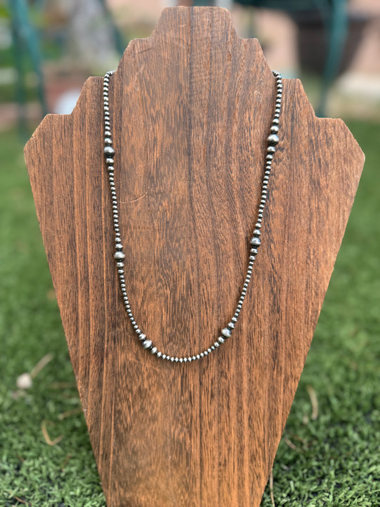 Graduated Silver pearl necklace