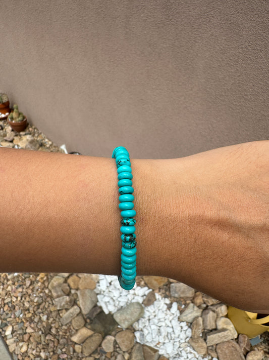Turquoise rondelle clasp bracelet
