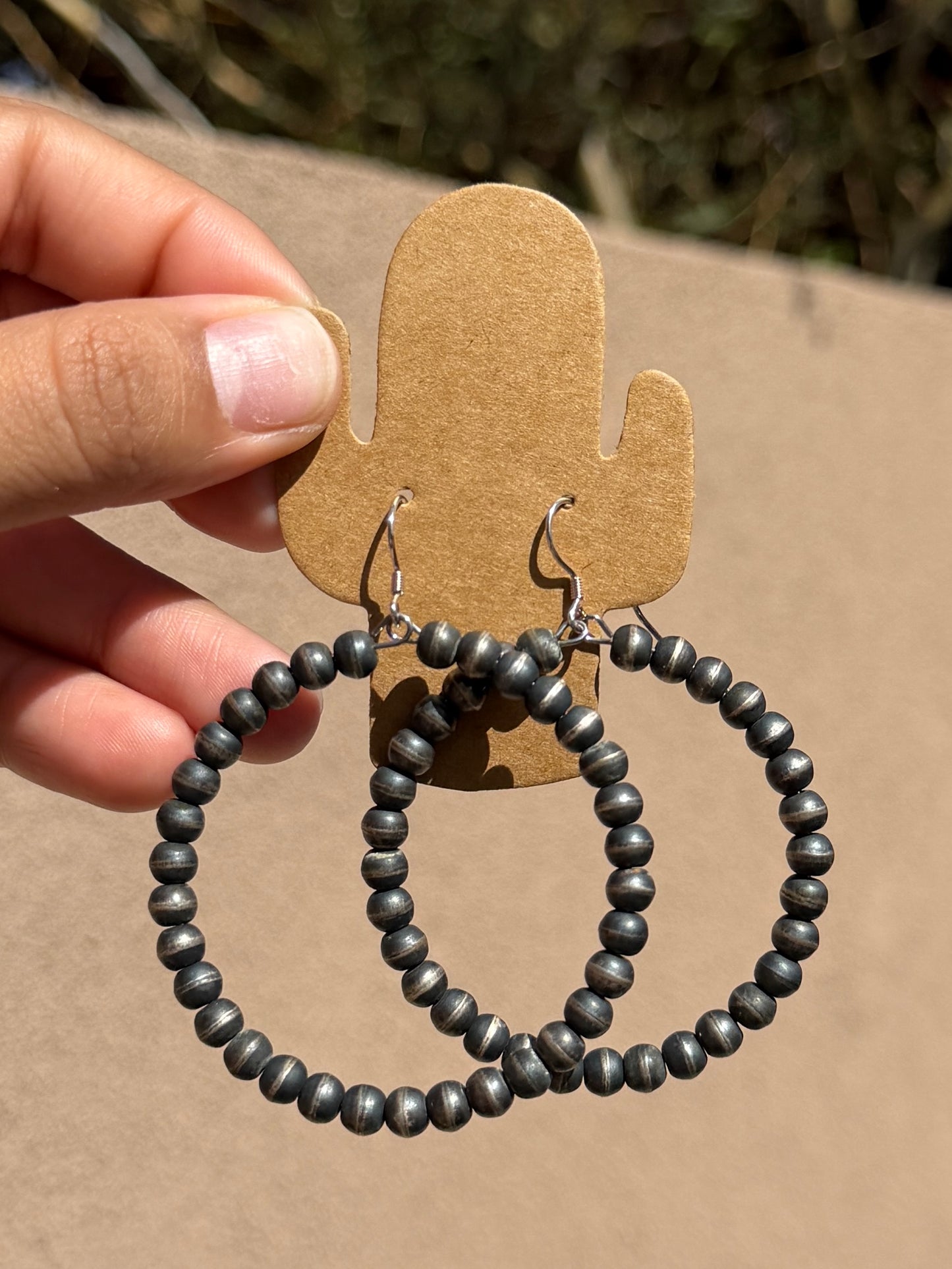 Chimney Butte Silver pearl hoops