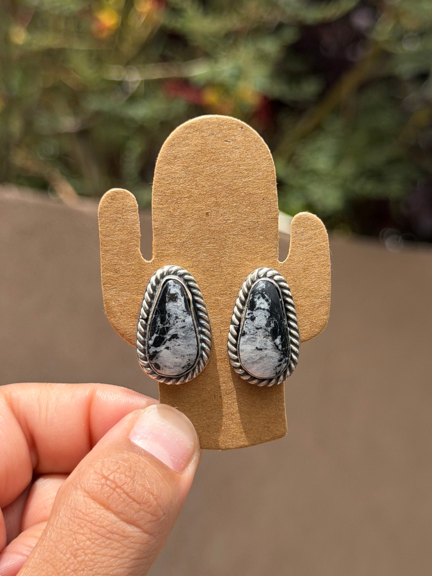 Jeff Largo white buffalo studs