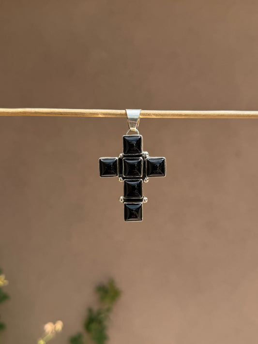Delgarito Black Onyx tile cross